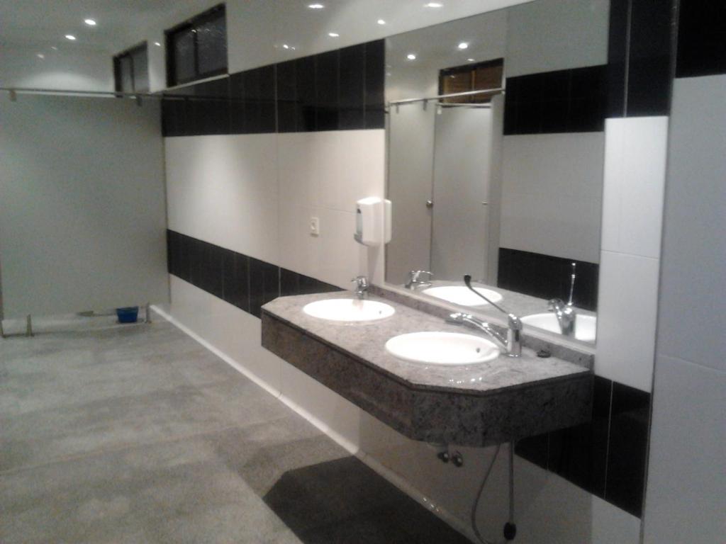 Hostal Botafumeiro Mota del Marques Bagian luar foto